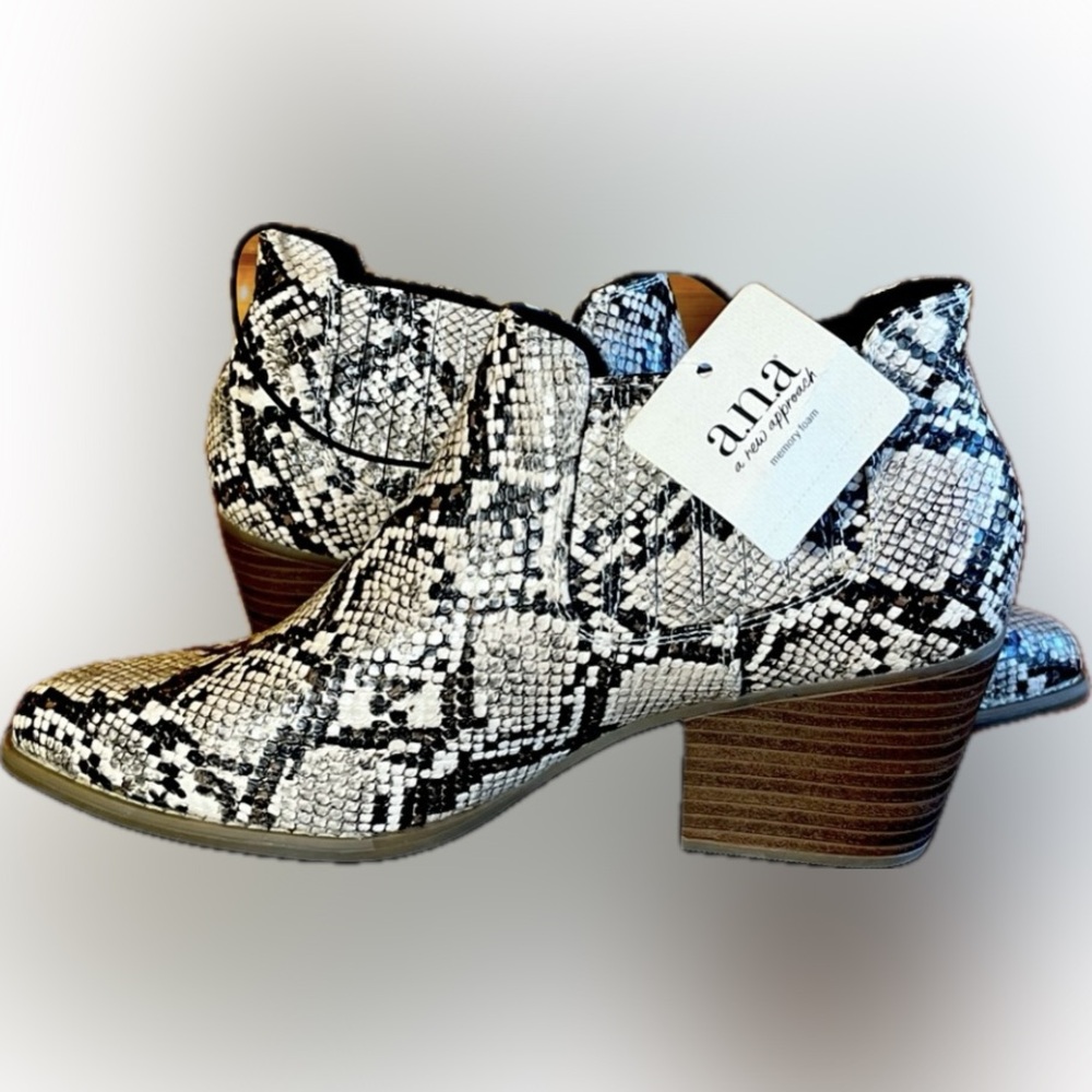 A.N.A- Black and white snakeskin slip on boots